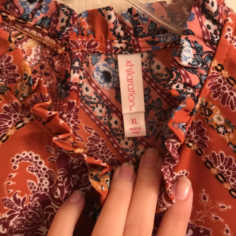 Shirt - Picture 2 of 3